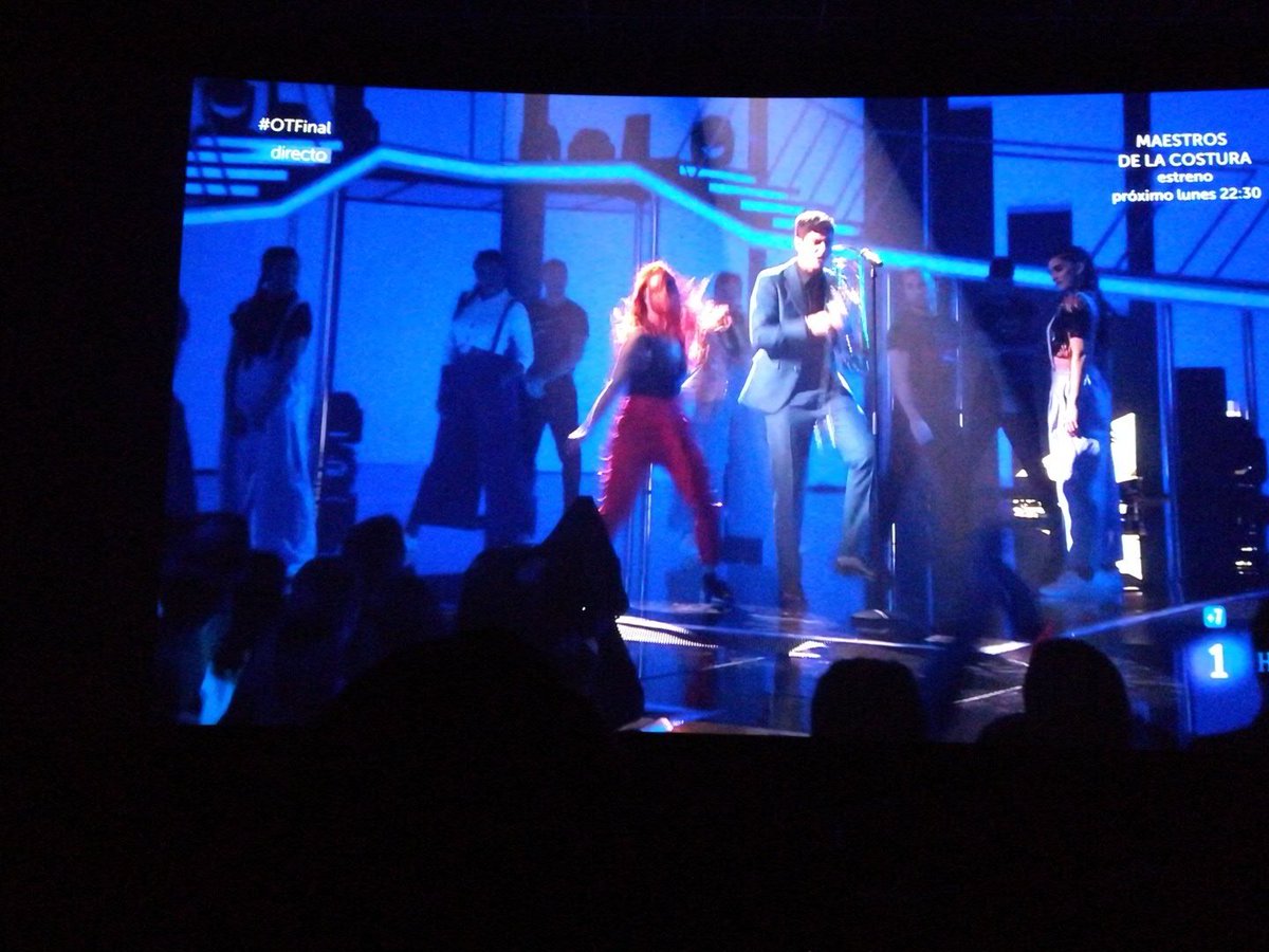 monicaonfire_'s tweet photo. Y LA @vickygom3z BAILANDO QUÉ REINA ERES #OTFinal https://t.co/VnAqX7speC