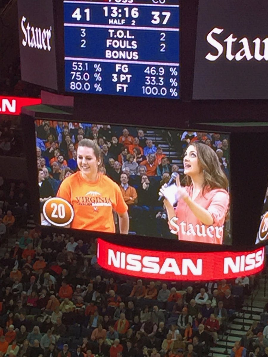 CAH_bam12's tweet photo. @VirginiaSports @theACC And I make sure the whole arena knows Iโm a number 1 fan ๐ถ๐ท #ACCFANS #GoHoos #UVA https://t.co/LC6cLqGm3X