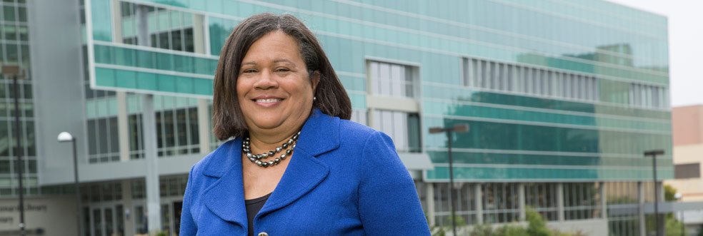 SFSU's tweet photo. .@SFStateCoB Dean Linda Oubré is leading by example. She’s one of a handful of other African American women who serve as deans of U.S. business schools. https://t.co/ww11M013d0 https://t.co/HxSCykVsfP