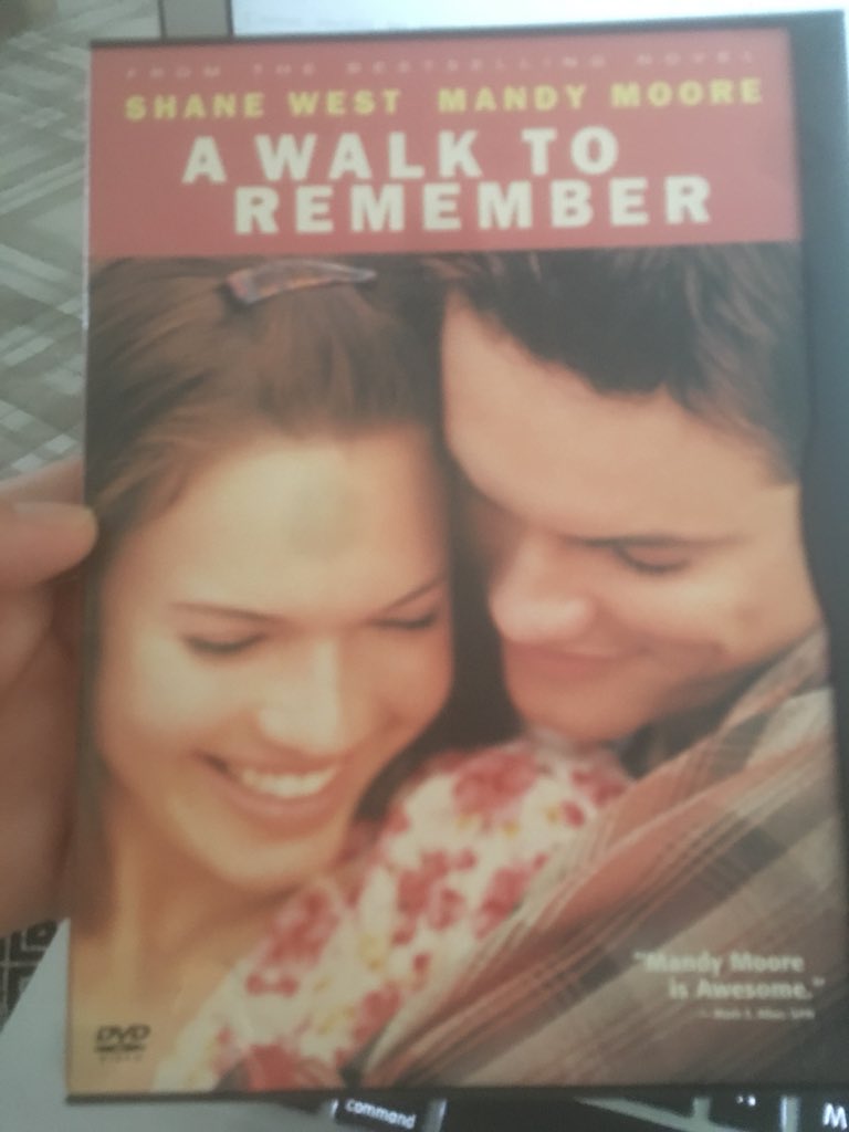 Tseh05's tweet photo. @shanewest @TheMandyMoore Timeless..... :) https://t.co/NulMLRHZB1