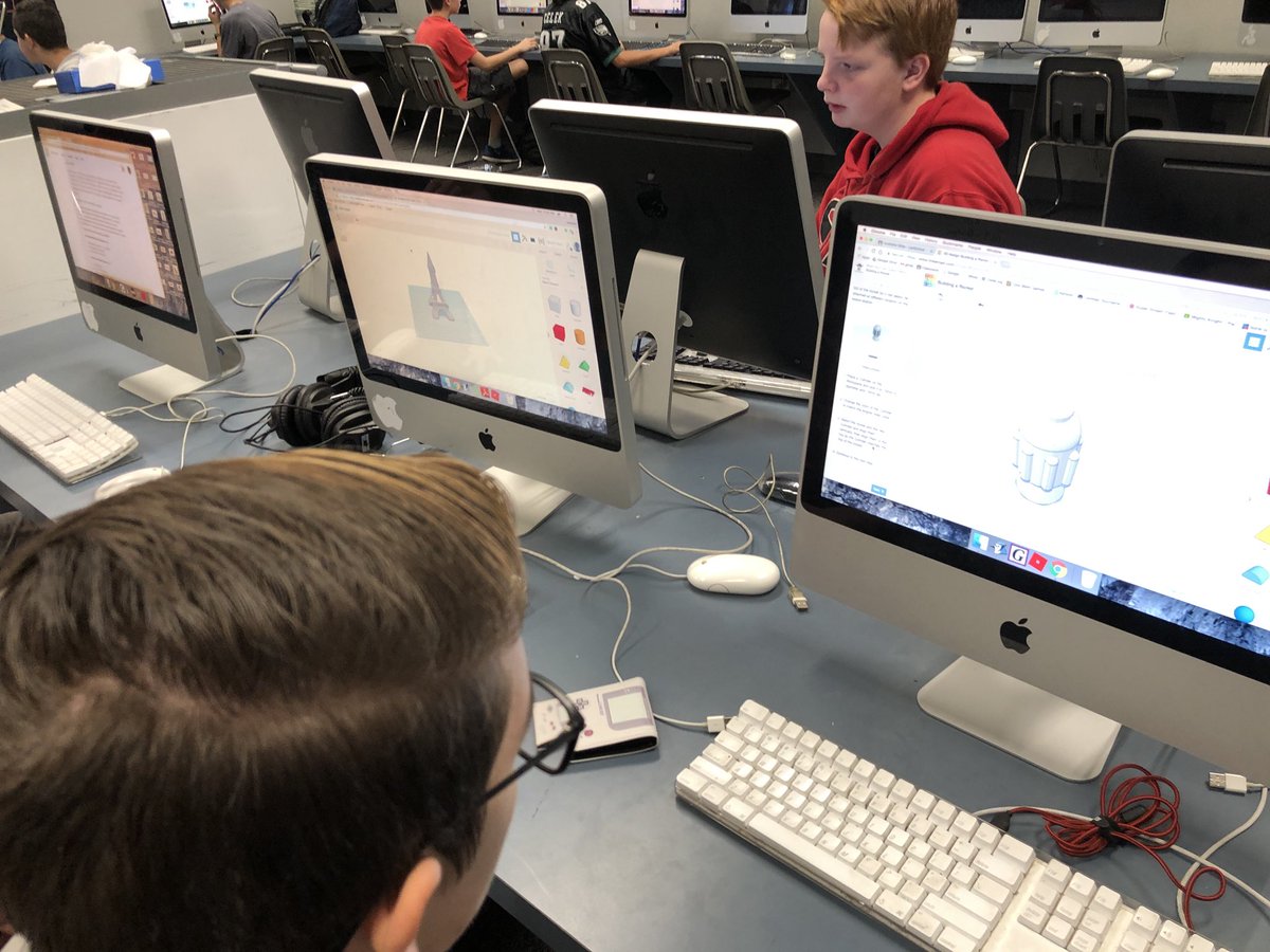 Diving deeper into 3D design with Mr. Gullikson. <a href="/CajonValleyUSD/">CajonValleyUSD</a> <a href="/DigitalPromise/">Digital Promise</a> <a href="/edtechteam/">EdTechTeam, Inc.</a> #DLPCoaching