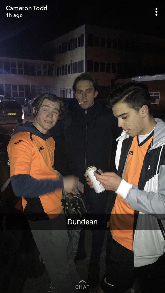 DundeanT's tweet photo. THIS IS THE BEAUTIFUL GAME, OUR BOYS DOING WHAT THEY DO BEST, I FUCKING LOVE THIS CLUB #VIVALADUNDEAN #MYFUCKINGBROTHERS https://t.co/OGOno3owwf