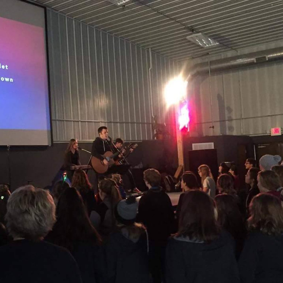 firstdecatur's tweet photo. "Thank you to everyone at the church for helping me figure out a lot of things with my faith!"
The middle and high school students from Student Life had a great time at their winter retreat this last weekend at Camp Warren.
#firstdecatur #studentlife #campwarren #winterretreat https://t.co/2NsXIMWsNa