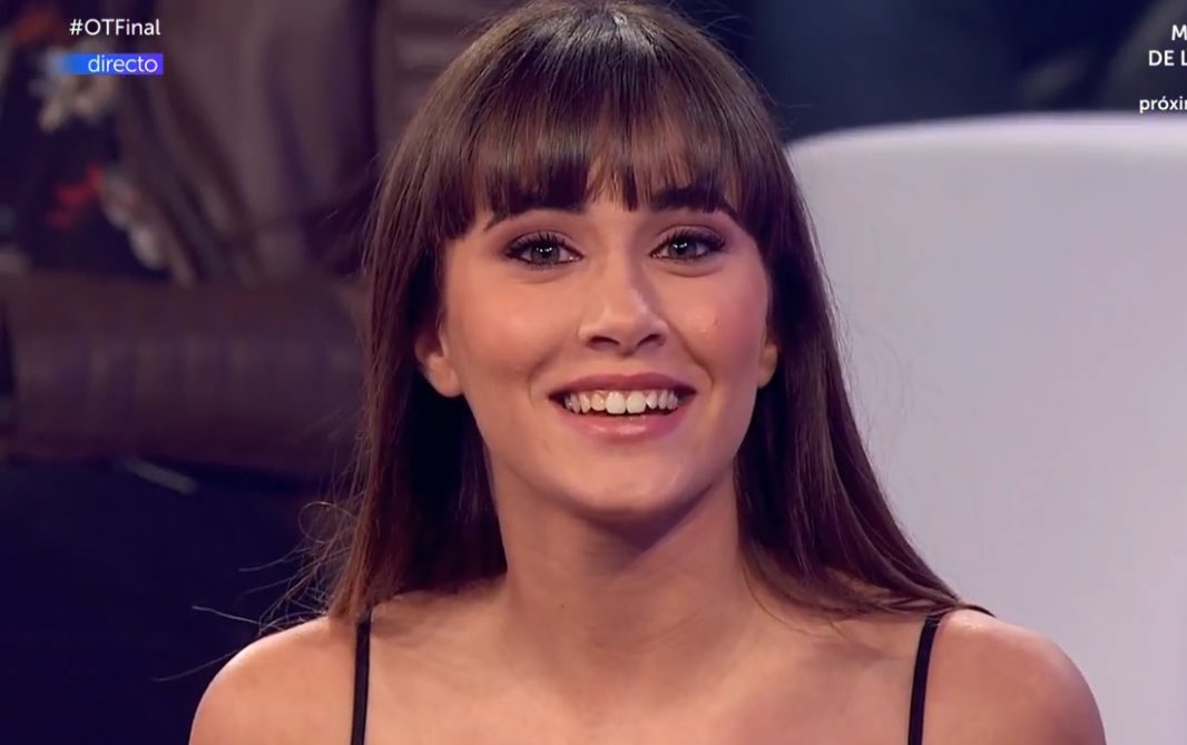 NewsAitana's tweet photo. TURNO DE AITANA, todos a apoyarla! 
#OTFinal https://t.co/YCxt71VRHu