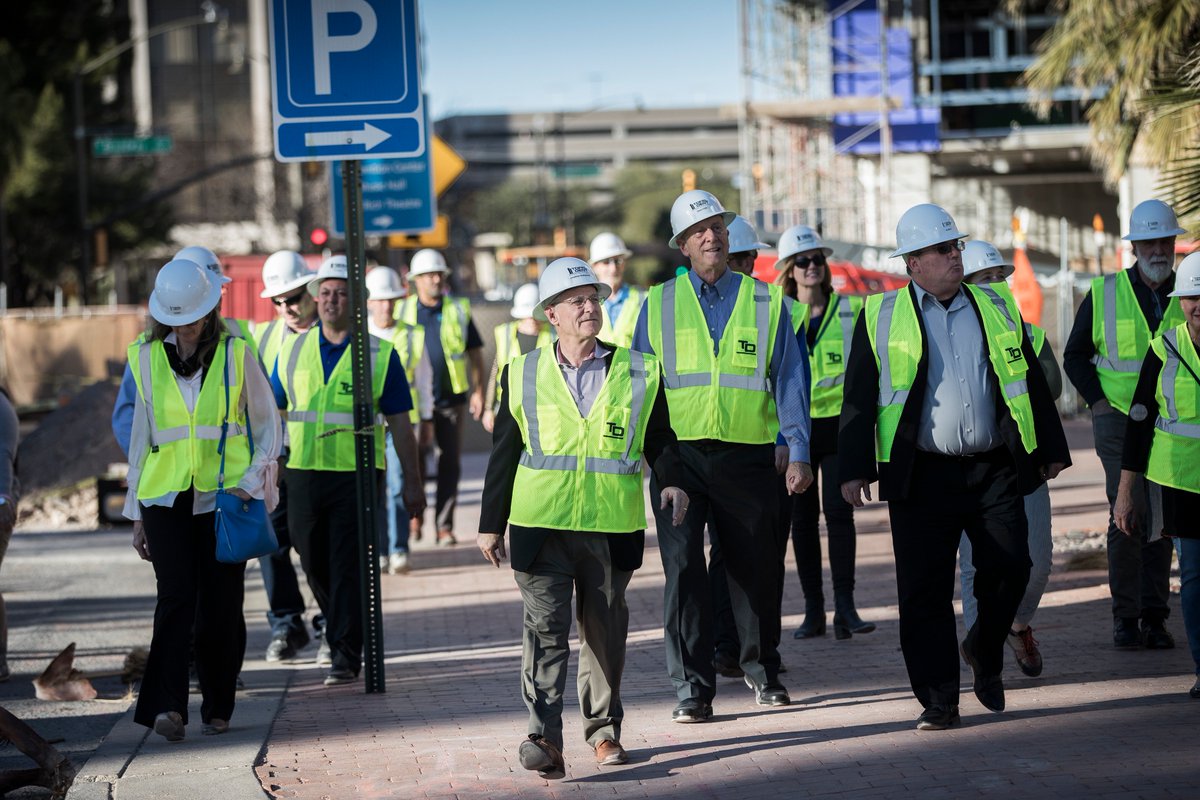 TofelDent's tweet photo. Marist Hard Hat Tour 
Photo credit: Gerald Loew, Pima County https://t.co/8nJAKY7Wng