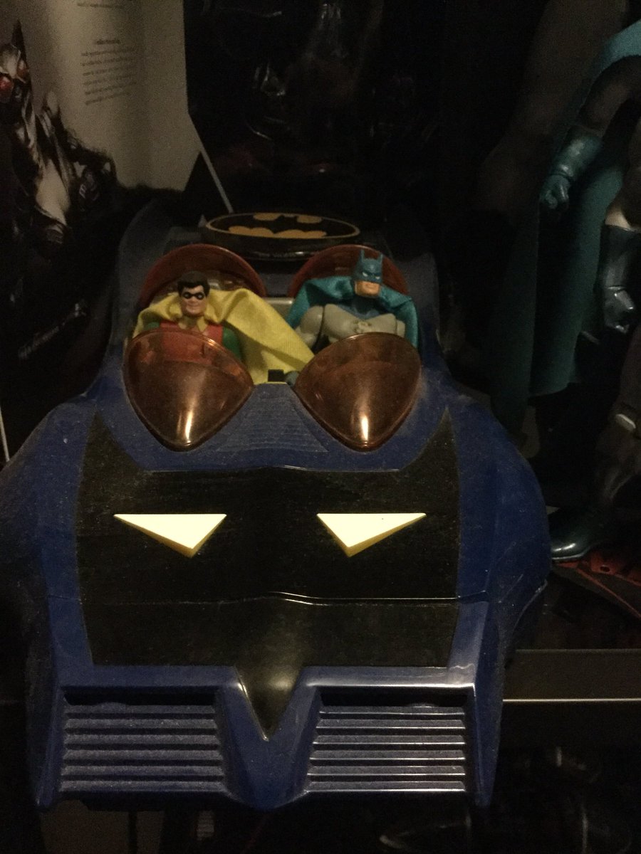 keithlewis890's tweet image. #batmonday is that a thing?