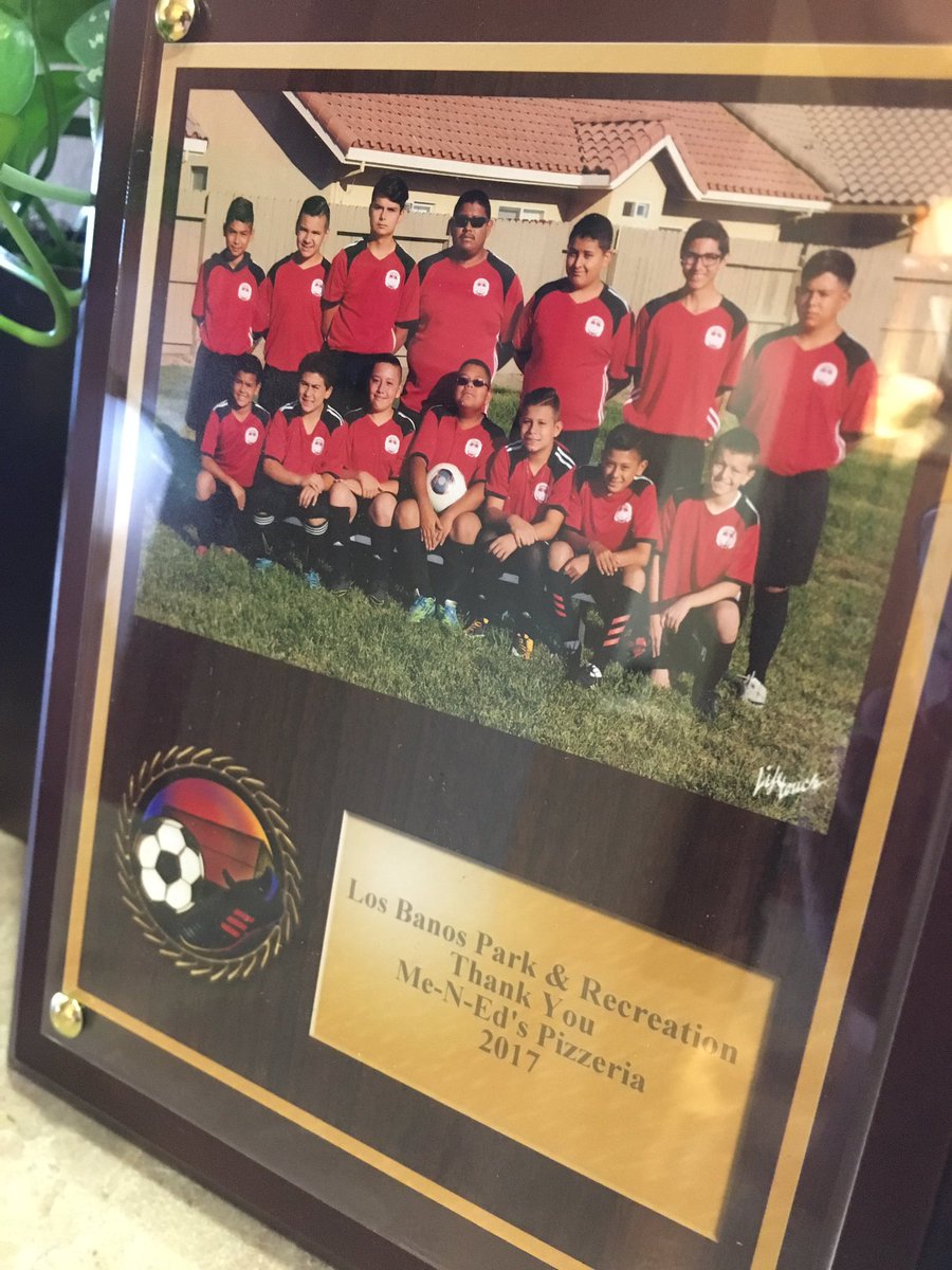 menedspizzeria's tweet photo. We are proud to support Los Banos Park & Recreation. โฝ๏ธ๐ #whyimeneds https://t.co/h1b7AI4VS4