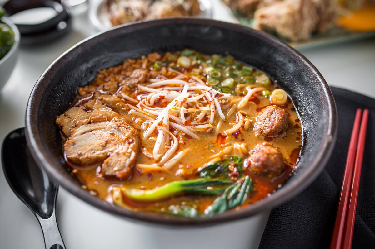 SlurpingTurtle's tweet photo. Spice up a snowy Monday with a bowl of Tan Tan Men 🍜 ❄️ #chiwinter #weliveinasnowglobe #tantanmen 📷: @timmccoyphoto https://t.co/RK2P2DgrwA