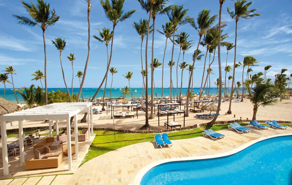 Caraibconnexion's tweet photo. Be Live Collection Punta Cana, the #all-inclusive, #family-friendly resort in Dominican Republic.
#dominicanrepublic #puntacana #resorts #familyvacation
Last Minute Deals starting from $639 - 4 Nights Vacation 
Save your spot NOW with a low $125 Deposit! https://t.co/KMj2tX71ax