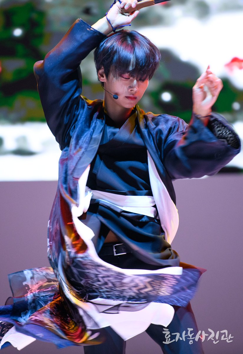 hakyeonarchive's tweet photo. 180205 — 효자동사진관 official website https://t.co/6o61lZ6pxb