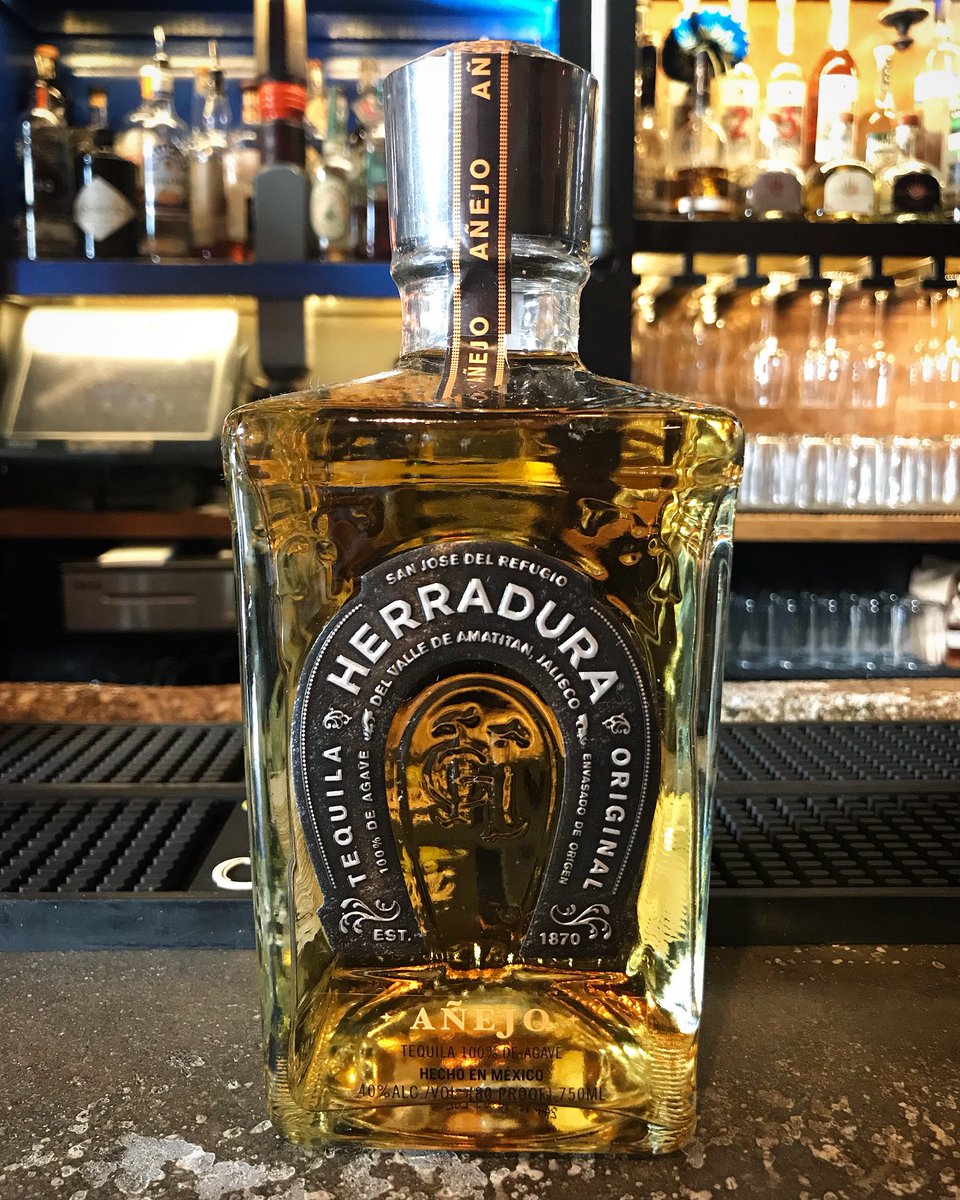 A beacon of light 💡 at the end of a long day <a href="/ElJimador/">el Jimador Tequila</a>. #mondaymotivation