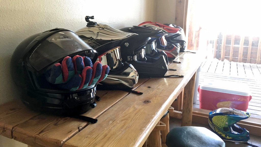 campperkins's tweet photo. Our annual men's retreat (February 23-25) provides a chance to go play in the mountains! This year, Clint Lutz will be speaking. There are opportunities for snowmobiling, broomball, cross country skiing, and snowshoeing! Register this week before the price goes up! #cperkwinter https://t.co/WbyvAPpMcc