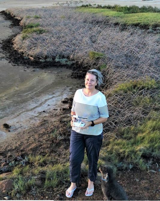 uavwc's tweet photo. So awesome to see Fiona Lake featured in @WomenandDrones latest article.  @SundanceMedia had the pleasure of meeting &amp; flying #UAV #Drones with Fiona last fall!   Be sure to check out Fiona's coming art installation in DC too!  BRAVO! https://t.co/gGRpNeDuLZ https://t.co/chlpQGMjcO