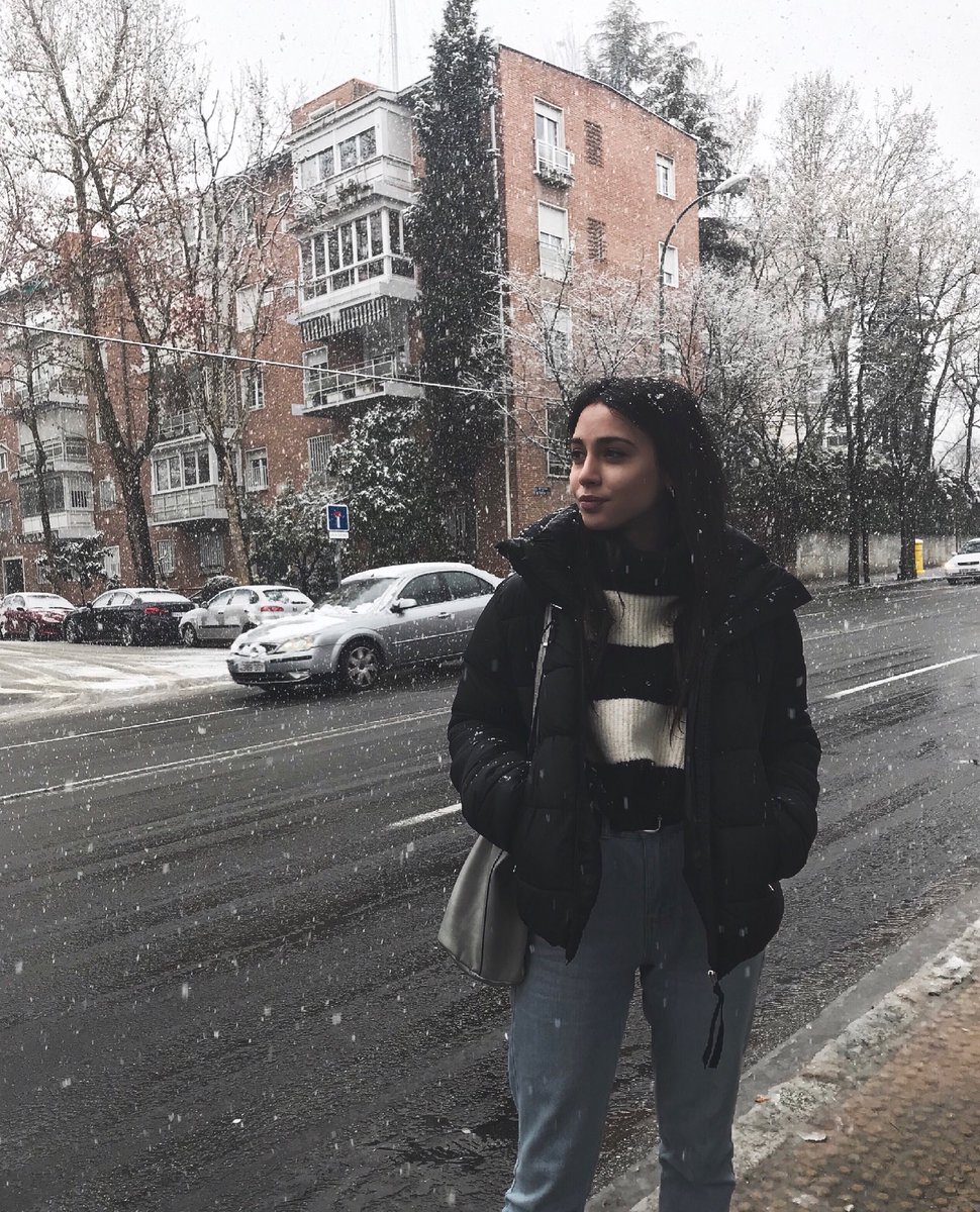 ccaguilera23's tweet photo. 🌨 https://t.co/RYBAYRqksY