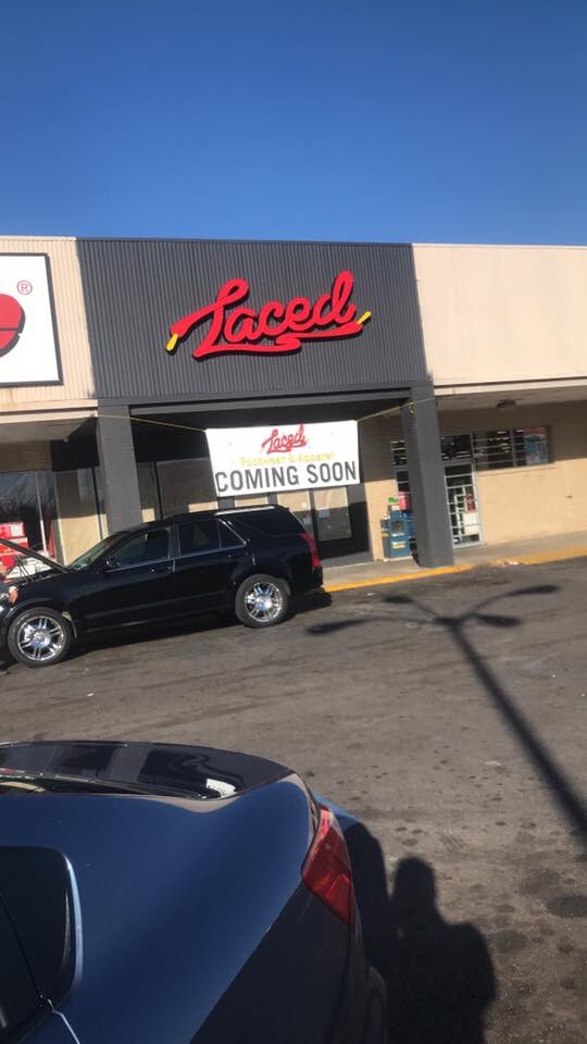 getrightkam's tweet photo. support black businesses! right off Springhill! #251 https://t.co/3xQDjBJBVW