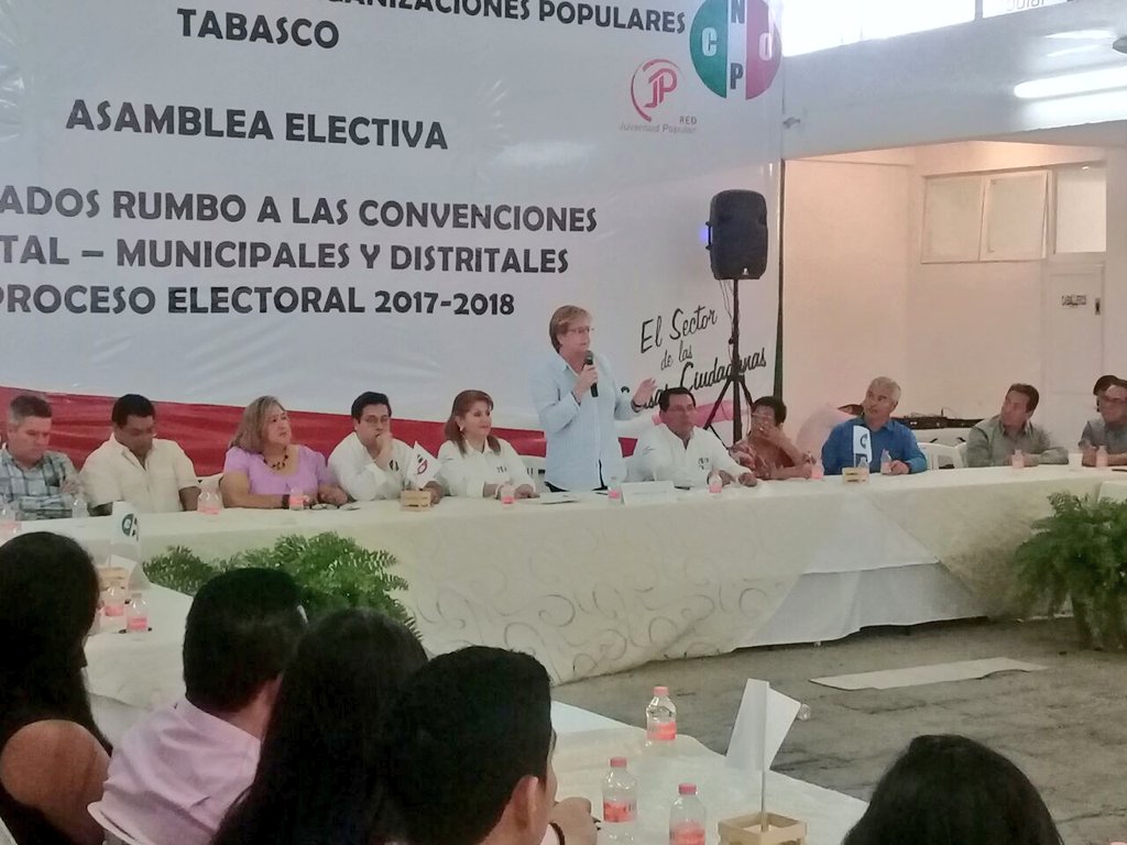 SeleneMollined's tweet photo. Un productivo diálogo resultó del encuentro entre la estructura estatal y territorial del Sector Popular de Tabasco con nuestra Precandidata al gobierno del Estado, Dip. Lic. Georgina Trujillo Zentella. https://t.co/uvqChHWPjw
