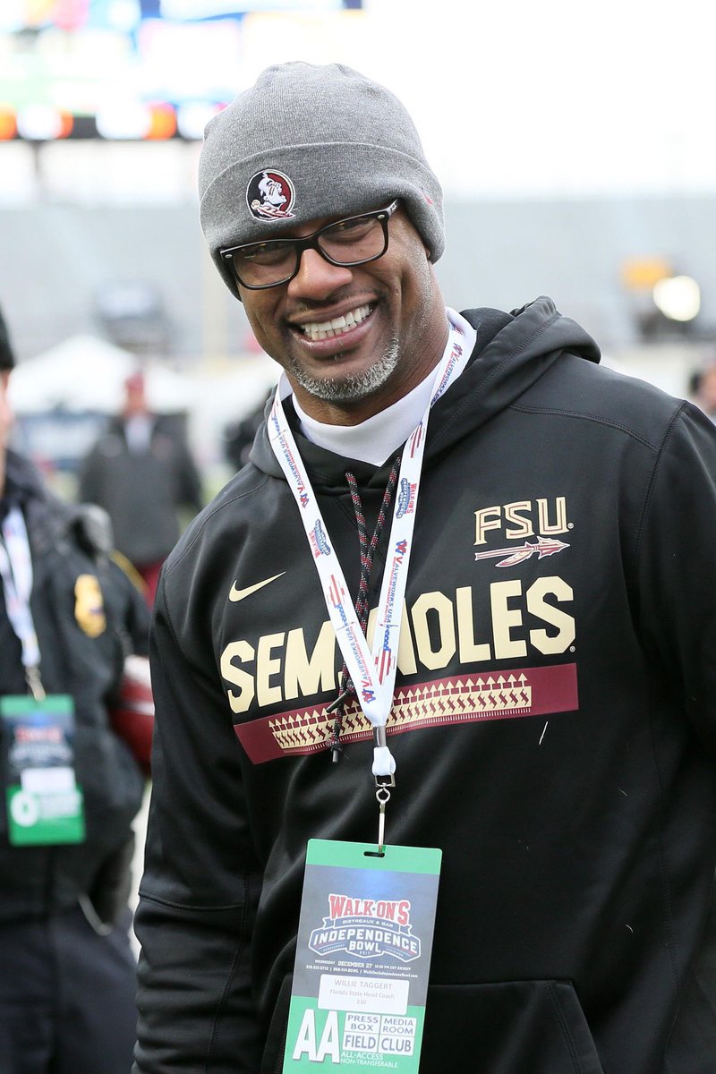 AlizLEGACY's tweet photo. @7totha8 Come on now bruh how long have I been telling you bout dem #Noles🍢🍢 at least 3 to 4 months now @CoachTaggart is not playing get this #tribe19 started the rite way so we can build around U #2018 &amp; beyond #commit2 excellence commit2 #tradition commit2 the 🍢🍢 @CoachFreyFSU 👀🍢 https://t.co/6yJX6Y8l3E
