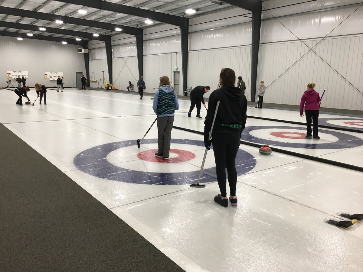 Junior curling at the BRAND NEW Leader rink!  It’s pretty amazing!