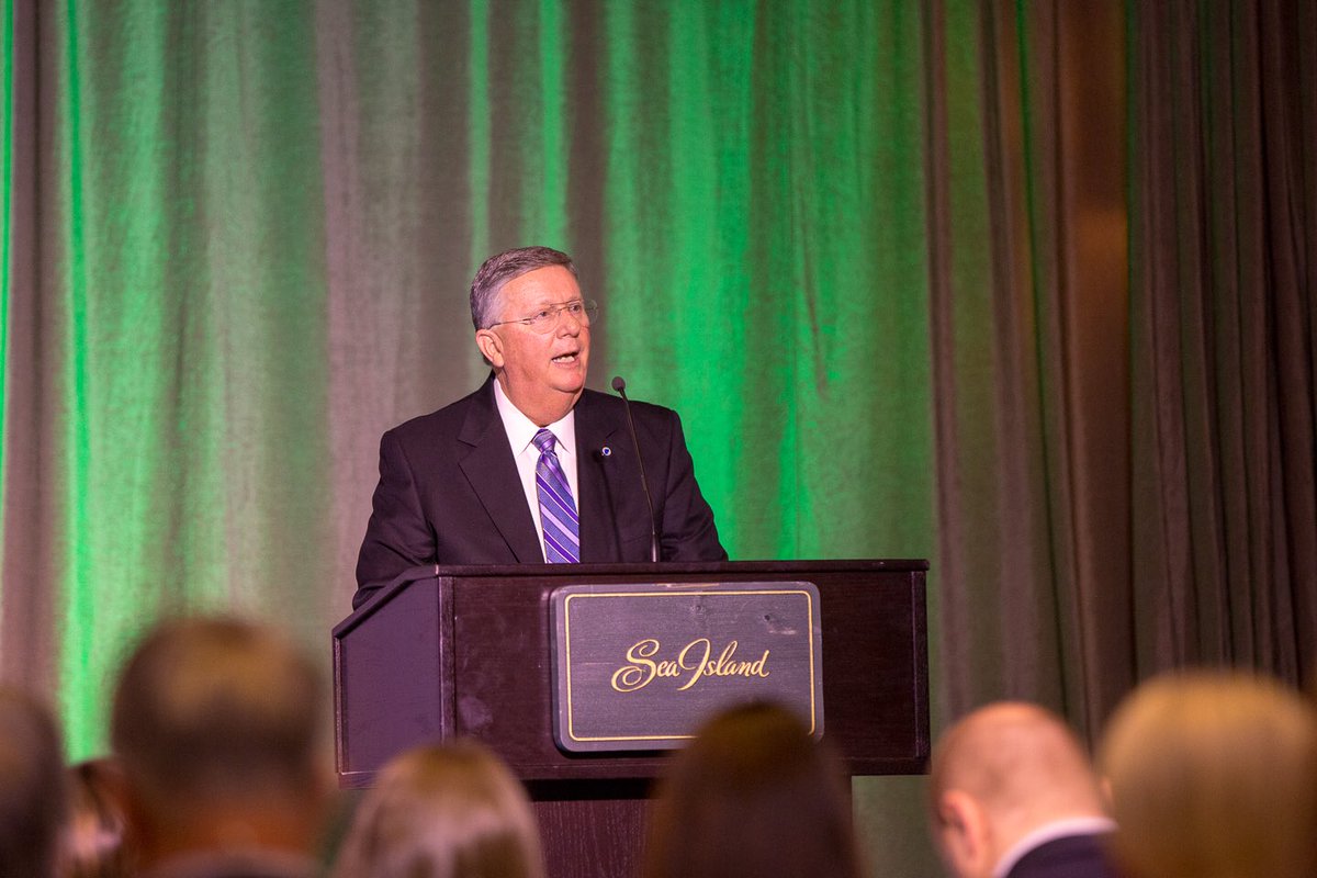 GaPorts's tweet photo. During @GAForeignTrade, GPA Board Chairman Jimmy Allgood said under @GovernorDeal’s leadership, Georgia and the GPA have made incredible strides to prepare for the evolving demands of global trade. #GFTC2018 #Georgia #logistics #ports https://t.co/OMz6iWfOs9