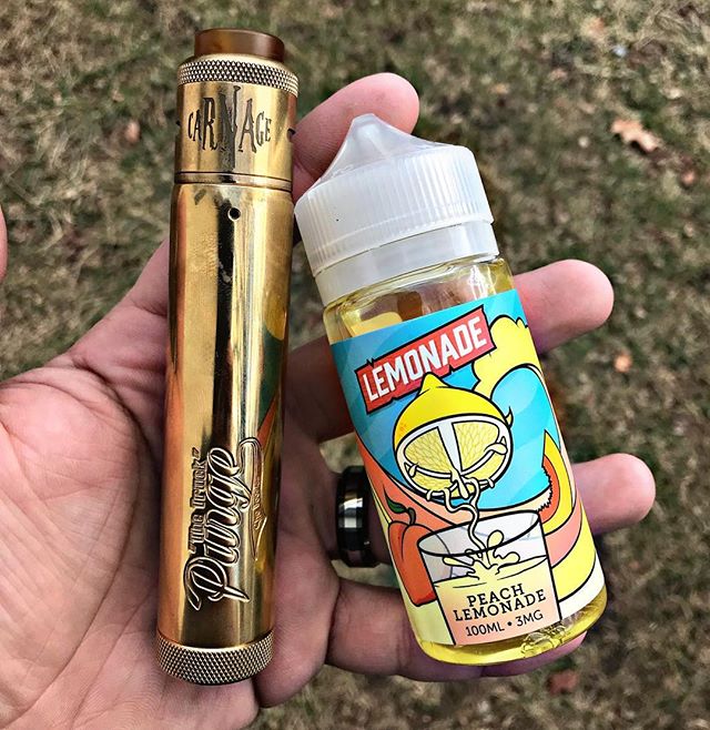 Why are you still in bed? Wake and vape on this lovely Monday morning!!
.
Tag us in your hand check for a chance to be featured.
PC: <a href="/thejkellz/">Kellz</a>
Mod: <a href="/purgemods/">Matthew R. Kleizo</a>