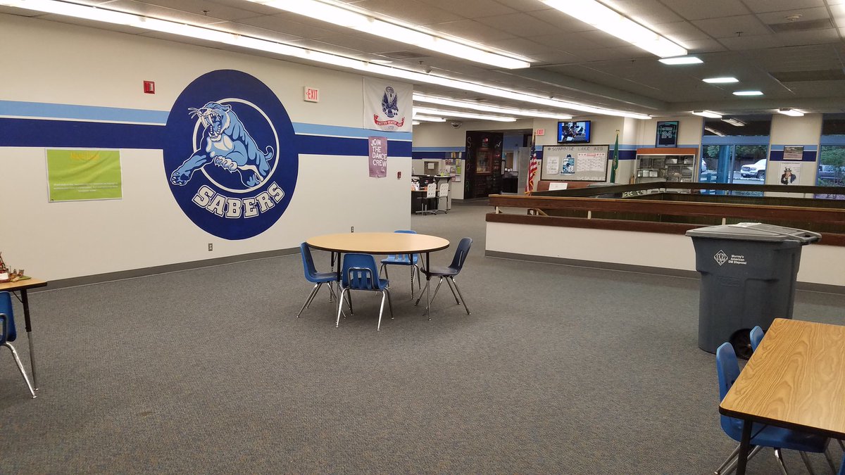 jfgarrett's tweet photo. #SLMSStaffChat love this new place where kids can apply learning https://t.co/8Ulwh9lRZ6