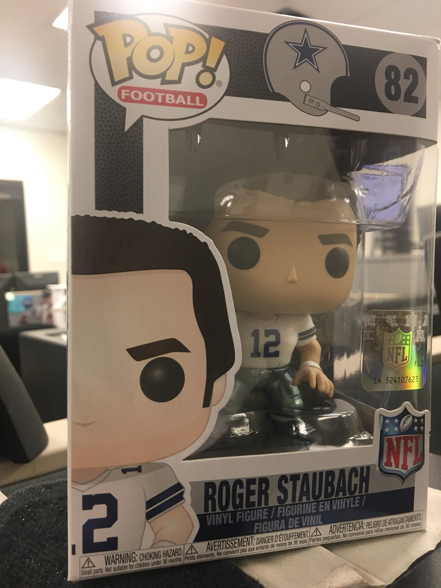 A very, very late Happy Birthday to Roger Staubach! I hope to be as great a reporter as he was a quarterback! 