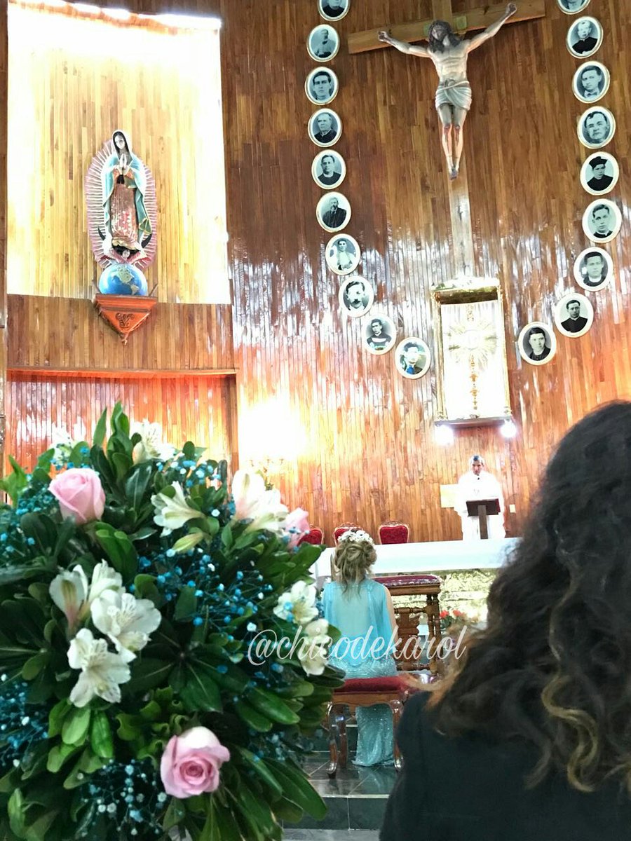Juankarolist's tweet photo. Se Que Dios Va a estar a tu lado siempre llenándote Día a día de miles de bendiciones,Alegrías en todo momento Porque eres una maravillosa persona que desde pequeña lo soñaste y lo cumpliste te mereces todo lo mejor del mundo mundial @karolsevilla Dios Te bendiga siempre💙🙏✨💕 https://t.co/dW57yG58dk