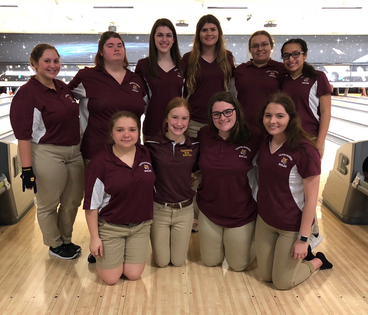 Principal_THS1's tweet image. Terrebonne High School Girls Bowling defeats Vandebilt Catholic today 27-0! The girls are 5-0! Way to go Tigers!