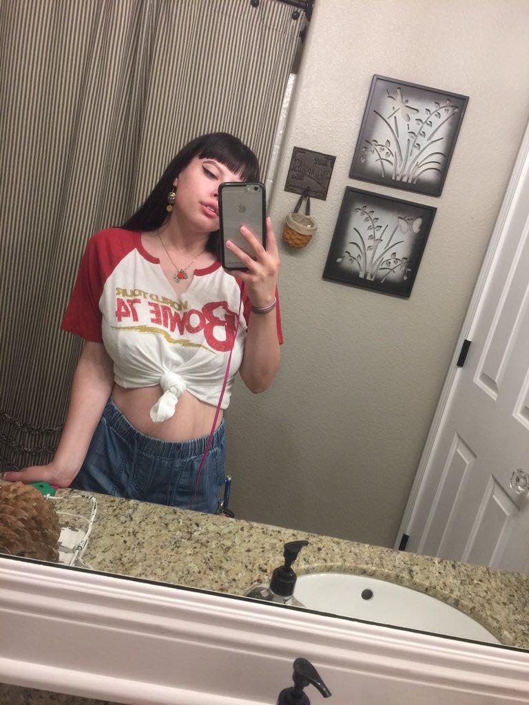 tylerdryer's tweet photo. my bangs? straighter than me, your gagged. https://t.co/j4UACb252N