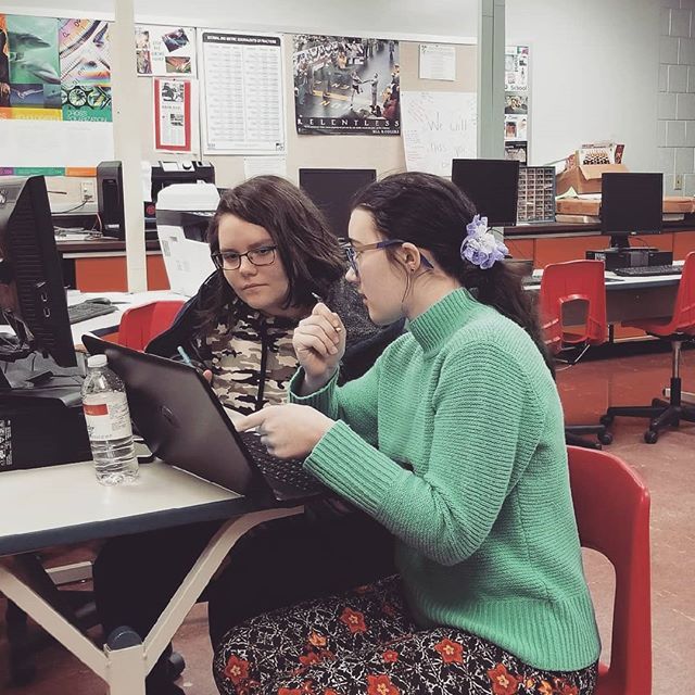 FRC1071's tweet photo. #FIRSTSTEAMWORKS #OMGRobots #MoreThanRobots #LetsMakeStuff https://t.co/SOlBAKDCO5