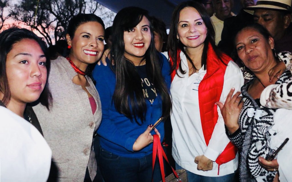 Nuvia_Mayorga's tweet photo. Me da mucha emoción encontrarme en mi región y saludar a Delegadas y Delegados de mi partido en el municipio de #Actopan. https://t.co/ZzFt48v0QQ