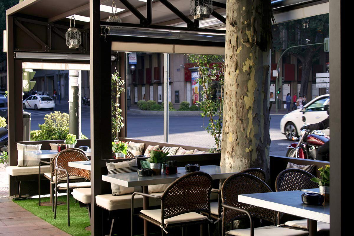Los  amantes de las terrazas cuentan con una nueva  aplicación gratuita, denominada 'Busca tu terraza' que facilita la   localización de las terrazas más cercanas. #buscatuterraza via <a href="/europapress/">Europa Press</a> (c) 2015 Europa Press.  bit.ly/2ky8YVv