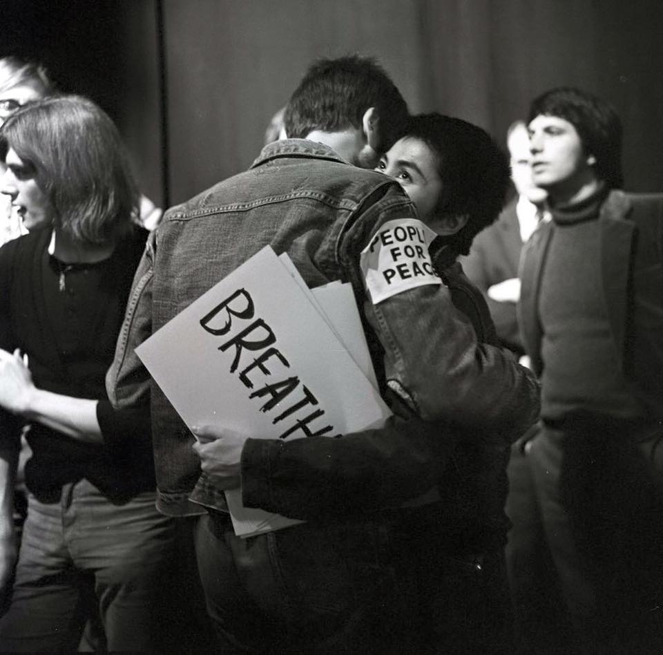 yokoono's tweet photo. Breathe https://t.co/Tj4a7tVQQd