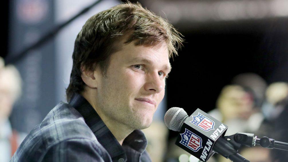 What makes Eagles' Super Bowl so crazy? Beating Brady at his best #SBLII bit.ly/2BY6QNx