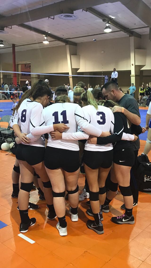 usasouthvball's tweet photo. 3rd place finish! Way to go, #16PremierWhite. #TriCountyShowcase https://t.co/SA7W56mO0c