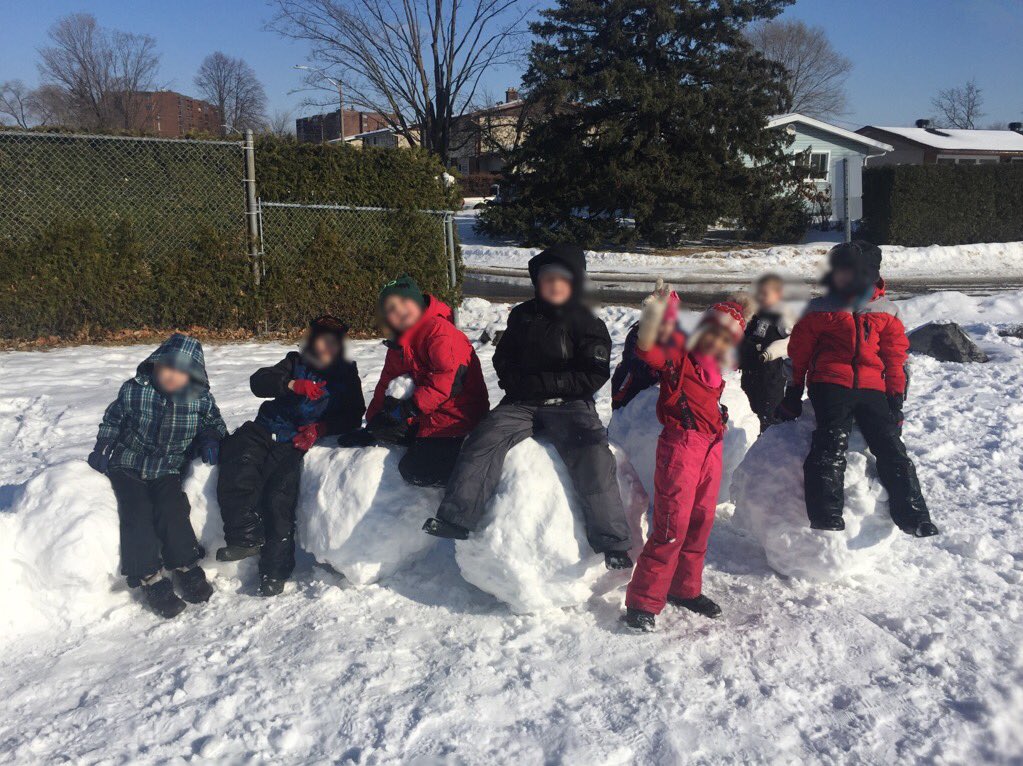 STSJuniorClass's tweet photo. Juniors working together!
#CooperativePlay #Teamwork 
@HeatherCounsil @McHughEduCentre @MarkWiebster https://t.co/kYExiJkPXK