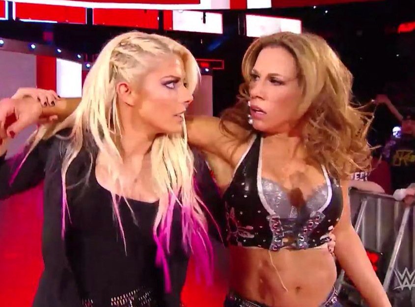 WWEPPorn™ on X: Becky Lynch getting ready🔥 #Raw #WrestleMania