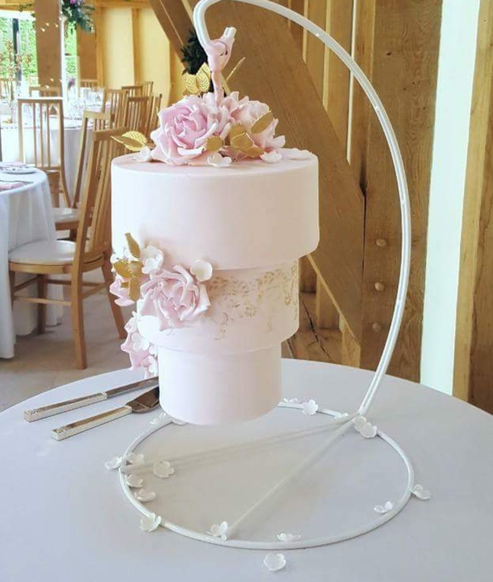 A hanging wedding cake!? What do you think?
