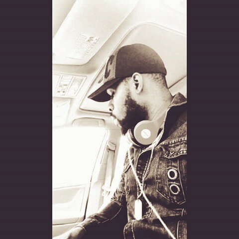 SingleboneK's tweet photo. @TreySongz How I wish @iam_Davido Will jump on DOZZY hot song 🎵titled #IDMM.. #I don make money.. I will be the happiest man on earth..OBO I trust his delivery.. Sb knows https://t.co/gqiwtEpuix