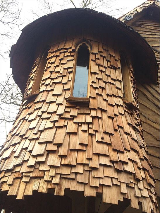brightonalumni's tweet photo. Make sure you catch George Clarke's Amazing Spaces this Thursday at 9pm on Channel 4 to see a wonderful tree house from the talented alumnus Rob Demel of Luna Projects. You can see some of his work here https://t.co/eHjDdPj3bE https://t.co/vWbs38N4sX
