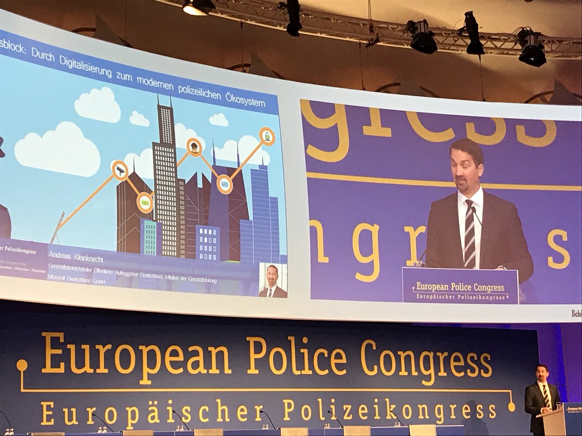 jbarthol09's tweet photo. Andreas Kleinknecht, Leiter Public Sector #Microsoftde adressiert in seiner Keynote beim Europäischen Polizeikongress „Ideen für ein Ökosystem der #ModernePolizei #EPK18 https://t.co/5nDslShgmk