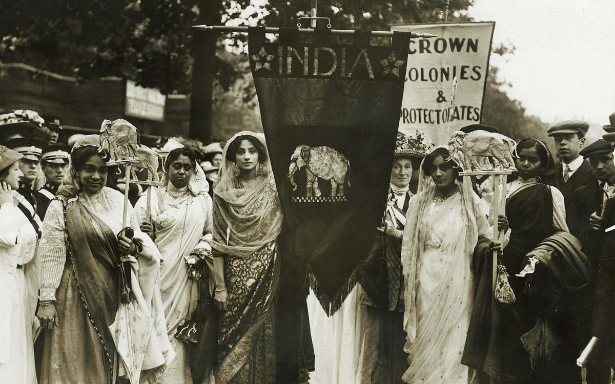 womensart1's tweet image. India suffrage banner,1911 created by/for British Indian suffragettes, who played an often ignored role in the suffrage movement #womensart

#Suffragette100