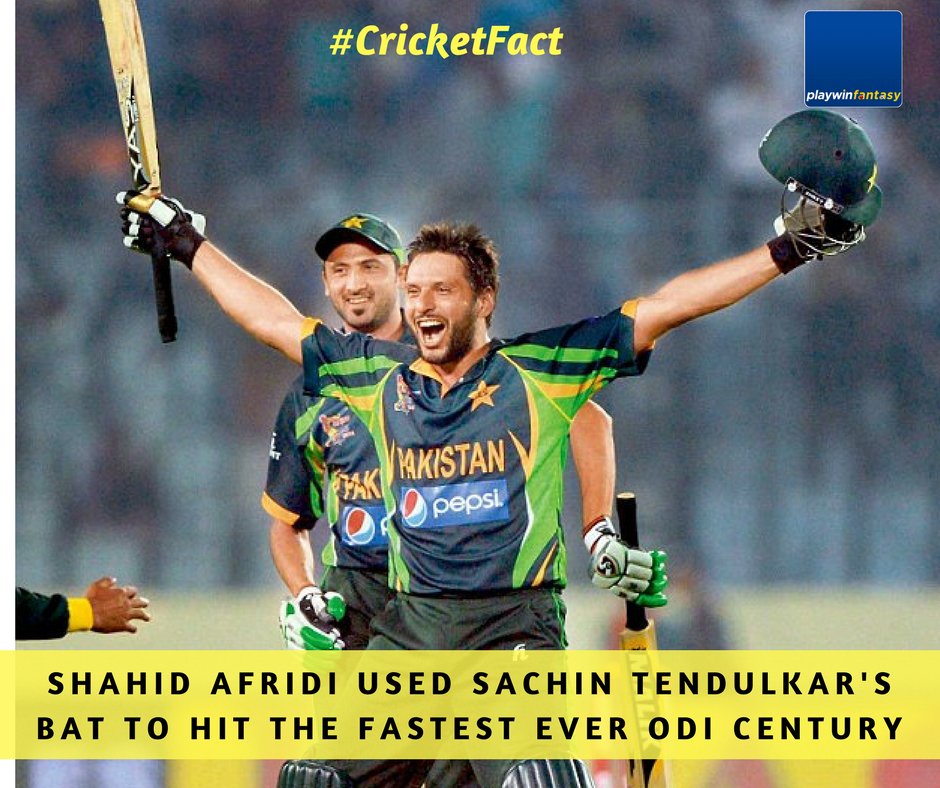PlaywinFantasy's tweet photo. #CricketFact6: Shahid Afridi used Sachin Tendulkar's bat to hit the fastest ever ODI century 😍
@sachin_rt  @SAfridiOfficial @SachinT62115737 #CricketMeriJaan #Cricket #IPL #Cricket https://t.co/G26h8bYOd9