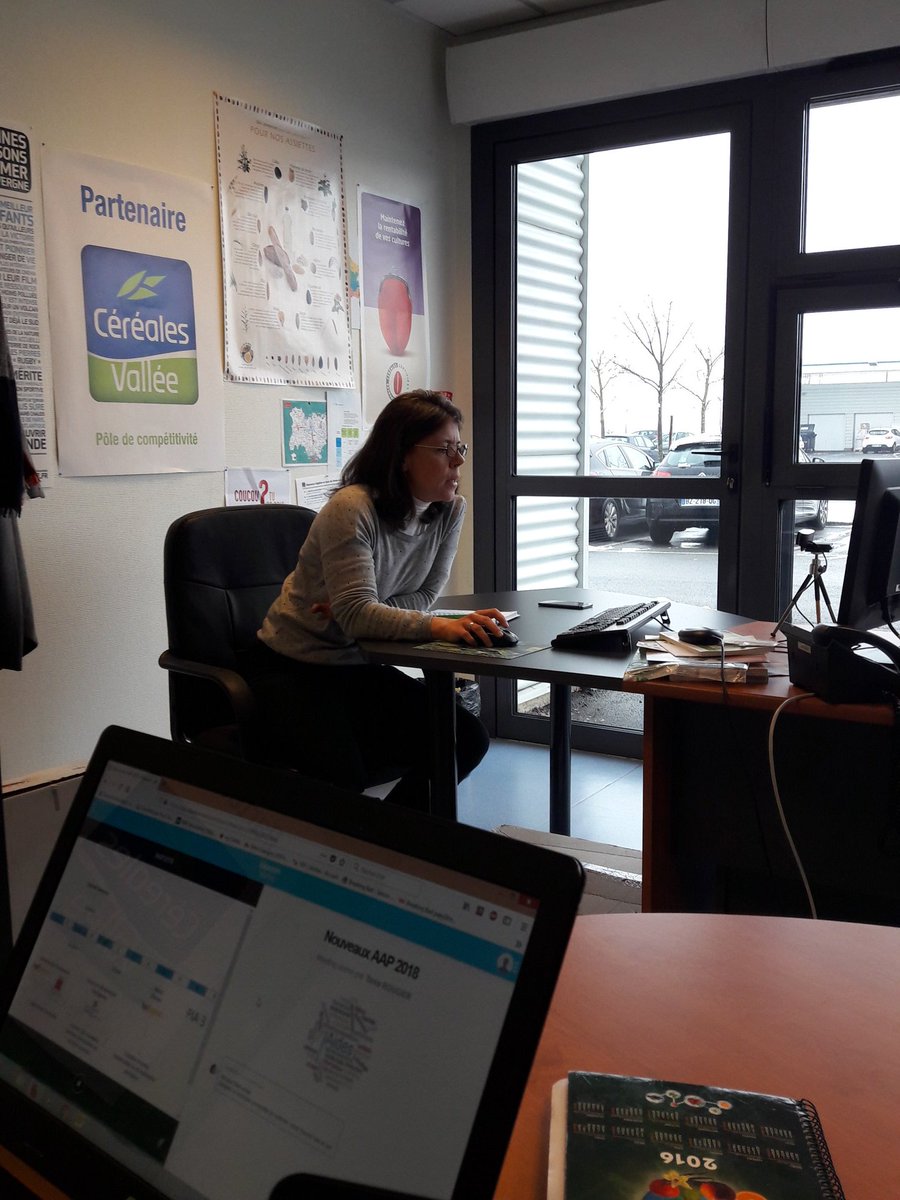 po_esteve's tweet photo. Nouveauté pour nos journées @Mais_Innovergne @cerealesvallee #nutravita #ariaa : proposition de webinaire. Aujourd'hui @TaniaR_CrlVl présente les AAP #agroalimentaire https://t.co/upW6PyMKgW