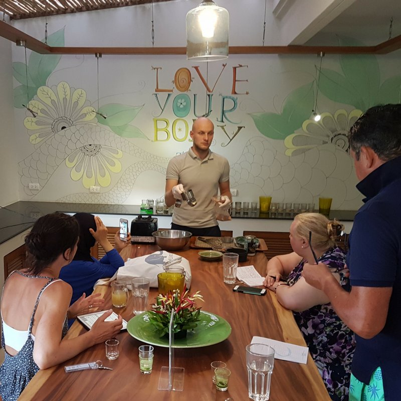 TheLifeCo's tweet photo. The LifeCo Phuket's Raw-Vegan Chef and Wellness Coach Donatas Certovskich is master of #macrobowls! Join 3 Day Vibrant Food Workshop at The LifeCo Phuket to learn about food combination essentials and healthy alternative resourcing that will guide you through your life! https://t.co/kHm8nEewwX