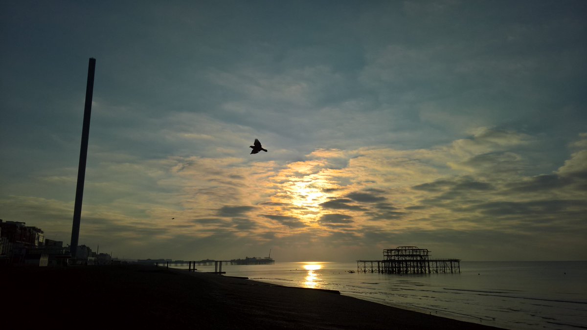 Beautiful morning in Brighton for the #MIADestinations summit - the i360 isn't really that wonky though, don't worry!