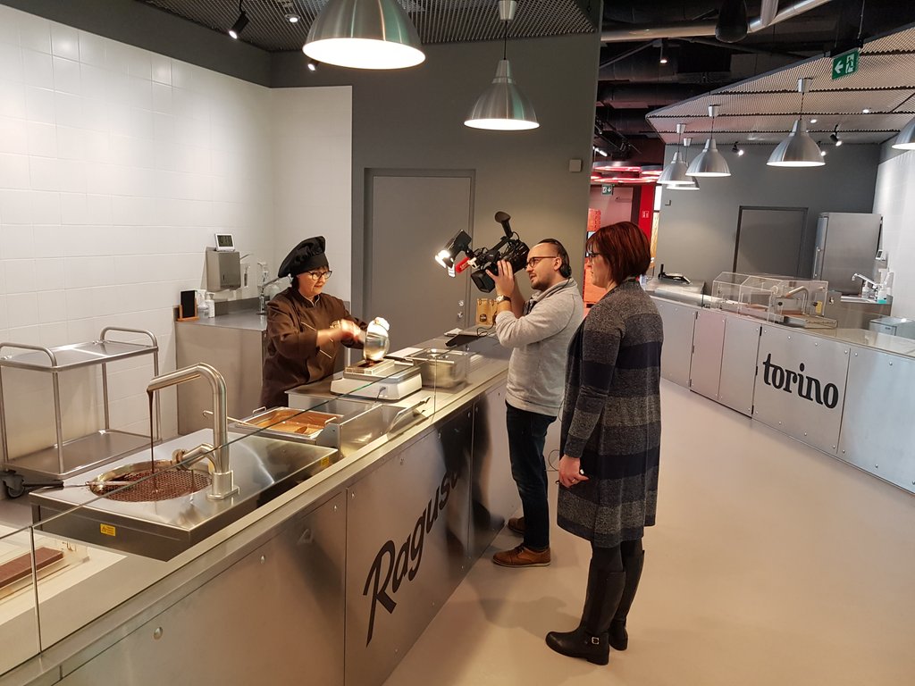 GDavot's tweet photo. Visite presse  #Jura3Lacs #jurabernois #chezcamillebloch #canalalpha https://t.co/9NZKONgKEE