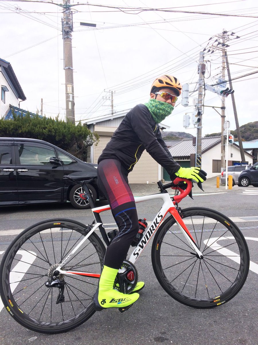 SVRT_sbcvertex's tweet photo. 2/8から開催されるアジア選手権ロードレース ジュニアに出場する鳥倉必勝選手が無事ミャンマーに到着しました!!
日本から熱い声援をお送りください👍
#アジア選手権 #アジア選手権ロードレース #ロードレース #svrt #鳥倉必勝 #日本代表 #ミャンマー https://t.co/ZiEKXNG7Lw