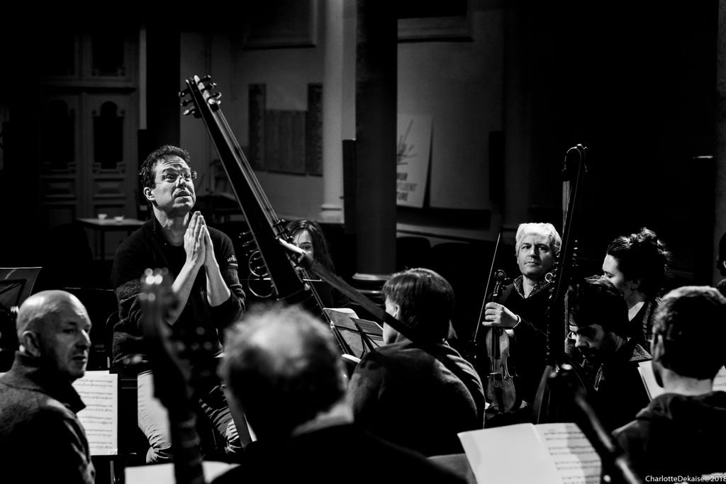 CAVetMA's tweet photo. Trois états d’âme en images dans la musique de Jean-Baptiste LULLY
« Imploration craintive » 
« La Danse » 
« Gloire et Pouvoir »
( Photos : Charlotte Dekaise )
Lully, Te Deum
Répétitions à #Namur
Concert ce mardi 6 à Versailles.
@CVersailles https://t.co/JlDouZm919
