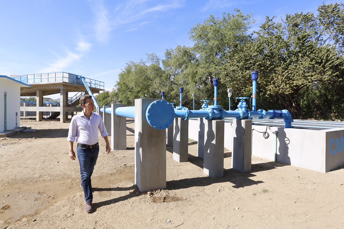 VelascoM_'s tweet photo. Inauguramos la 1ª etapa de la nueva Planta de Tratamiento de Aguas Residuales en #Tonalá que beneficiará a más de 35,000 personas. https://t.co/i3E1AXnyEC